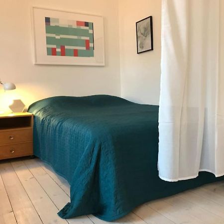 שטוקהולם Bohemian And Light One Room Apartment In Sofo 31Sqm מראה חיצוני תמונה