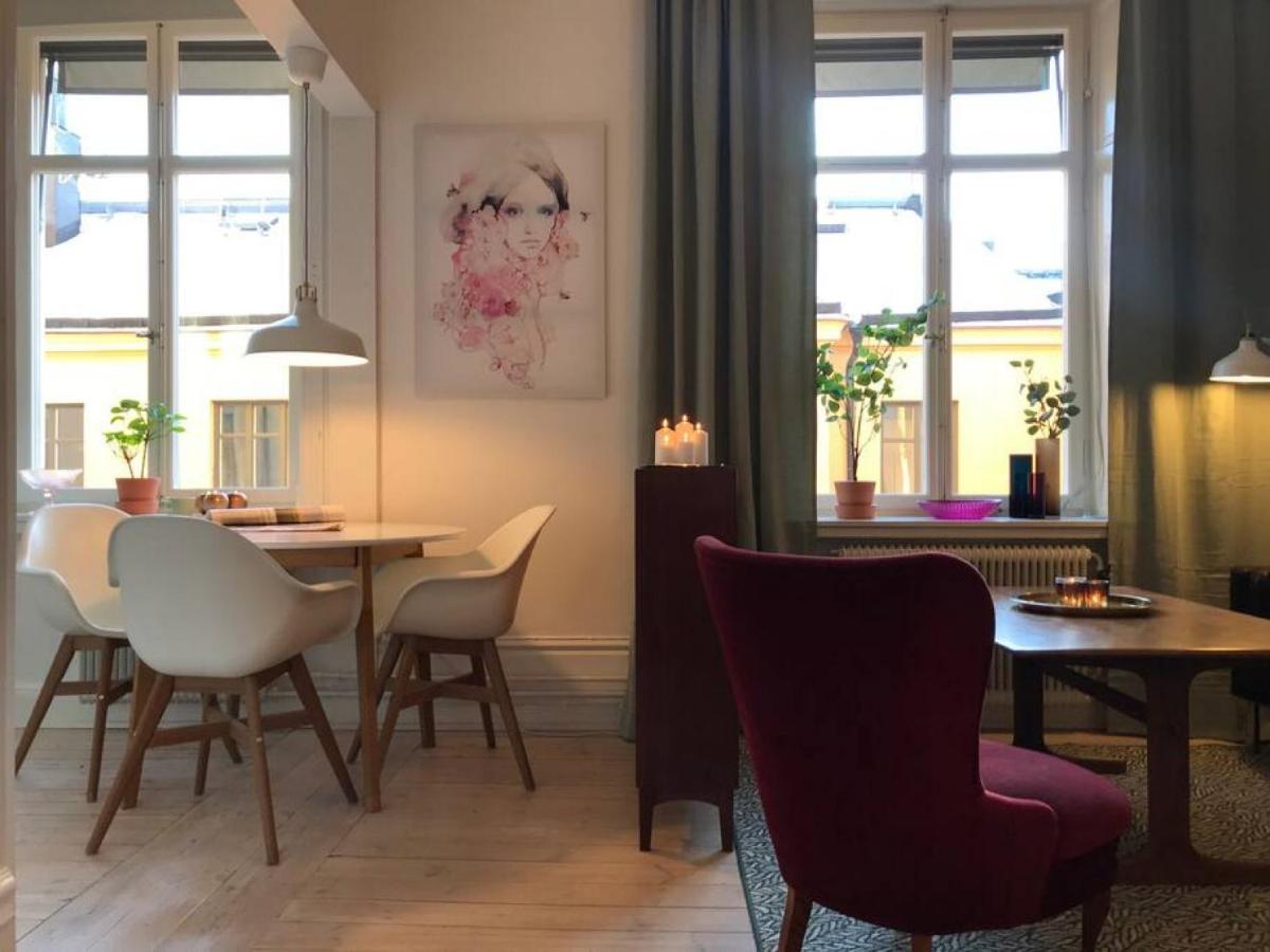 שטוקהולם Bohemian And Light One Room Apartment In Sofo 31Sqm מראה חיצוני תמונה